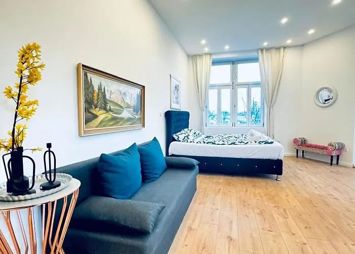 Apartment Stylish 3-bedroom Close To Kaufpark Alterlaa Vienna