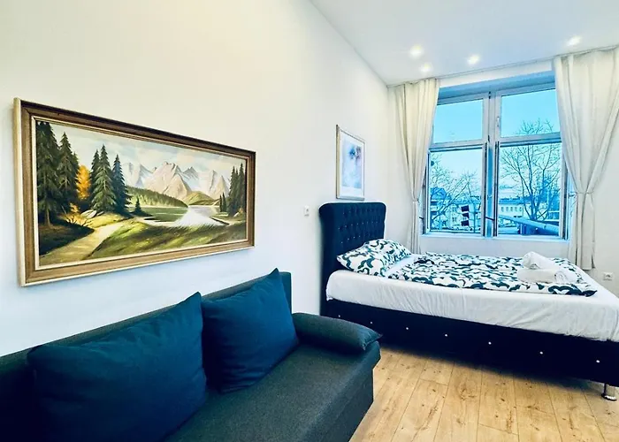 Apartment Stylish 3-bedroom Close To Kaufpark Alterlaa