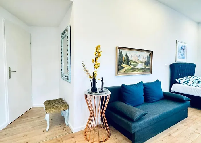 Stylish 3-bedroom Close To Kaufpark Alterlaa *